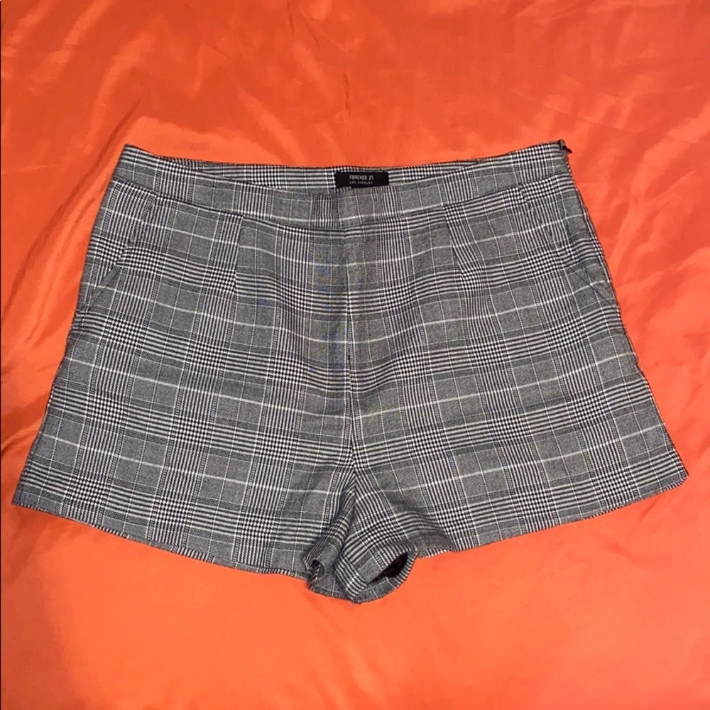 Forever 21 high waisted plaid shorts